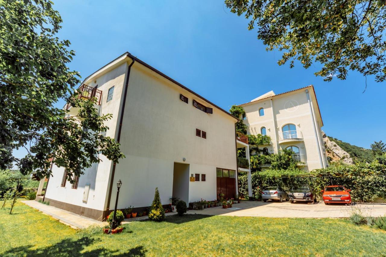Apartments Viktorija Petrovac Exteriér fotografie