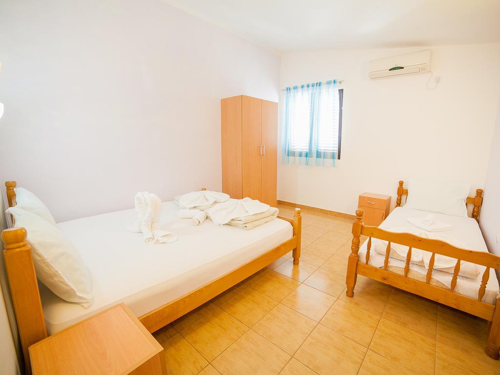 Apartments Viktorija Petrovac Pokoj fotografie